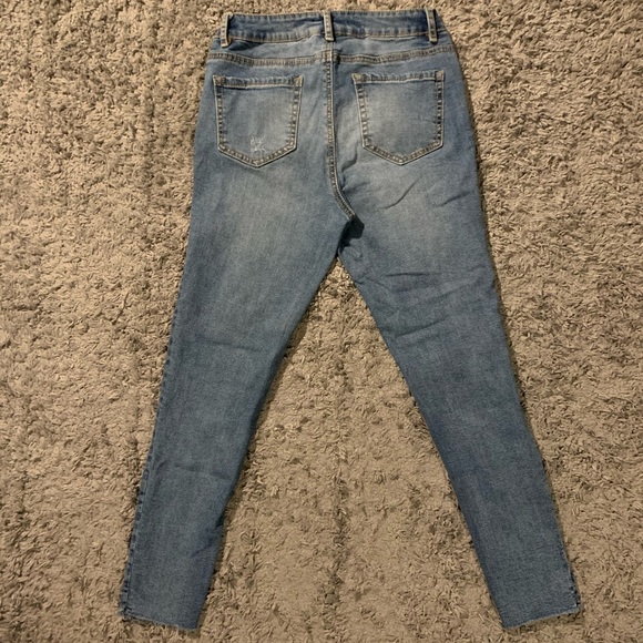 Bongo Ripped Blue Jeans ❤️💙 - Picture 3 of 3